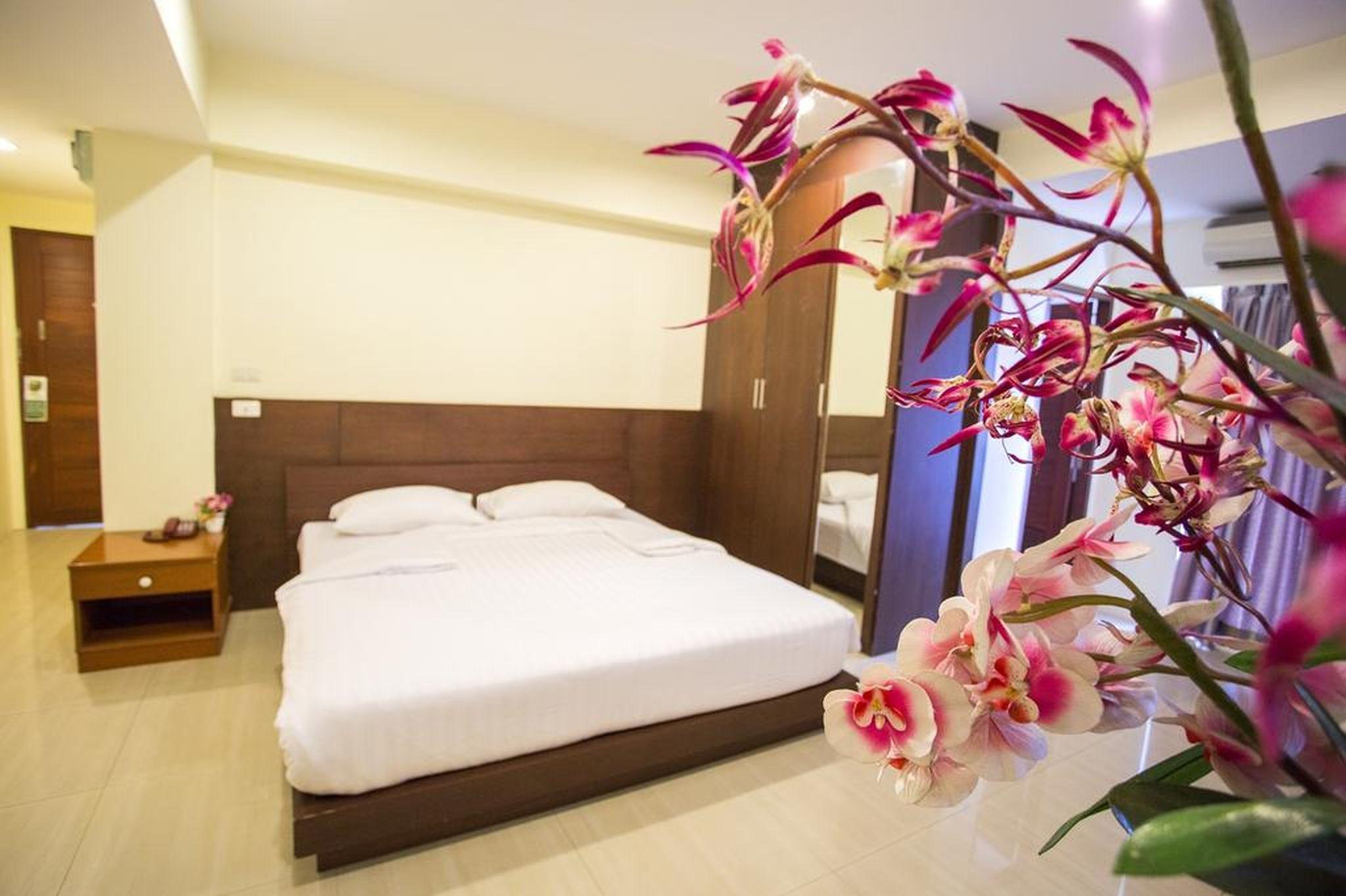 The Loft Resort Bangkok Extérieur photo