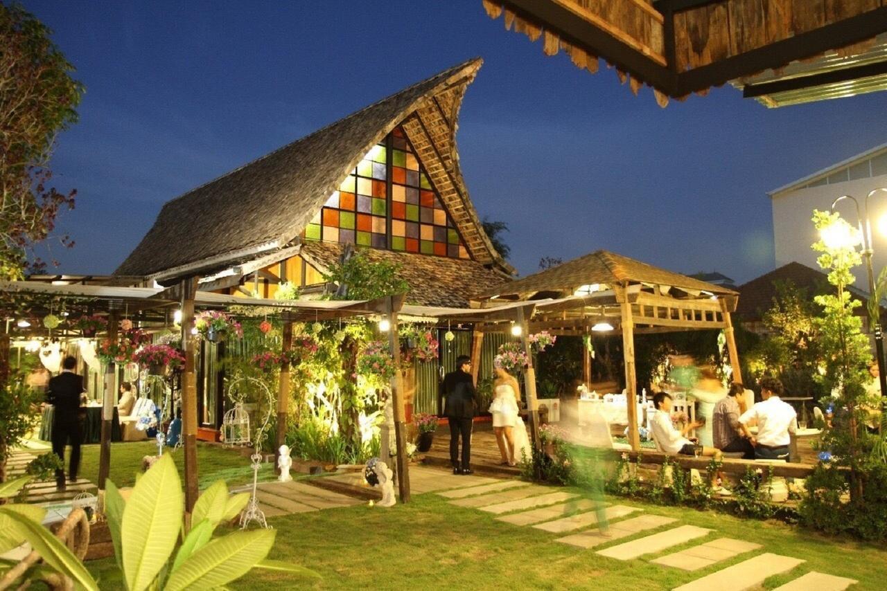 The Loft Resort Bangkok Extérieur photo